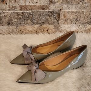 C.Paravano Women’s Pointed Toe Patent Flats with Bow